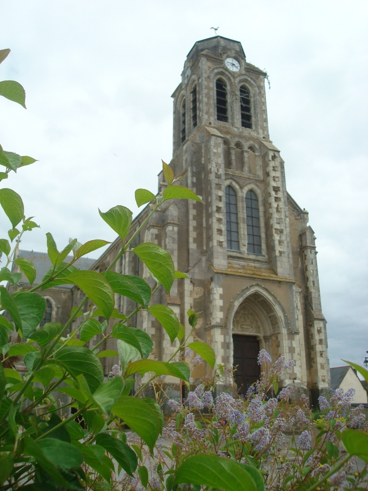 Eglise Saint-Hilaire (XIXè siècle) - Houssay