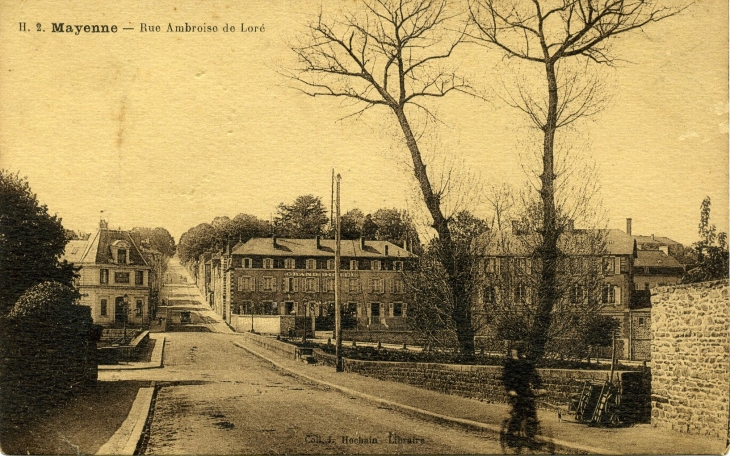 Rue Ambroise de Loré (carte postale de 1910) - Mayenne