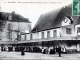 Photo suivante de Mayenne Ecole Primaire Supérieure de Jeunes Filles - Le Tennis, vers 1910 (carte postale ancienne).