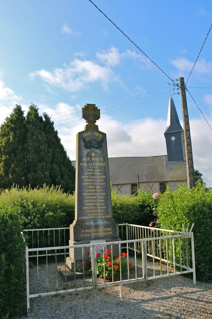 Le Monument aux Morts - Rennes-en-Grenouilles