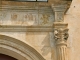 chapiteau droit du portail de l'église Sainte Suzanne