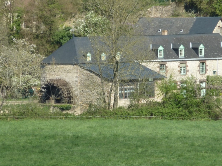 Moulin d'Espaillard - Fresnay-sur-Sarthe