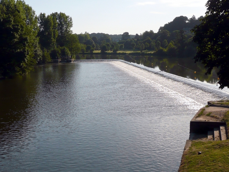 Le barrage sur la Sarthe - Malicorne-sur-Sarthe