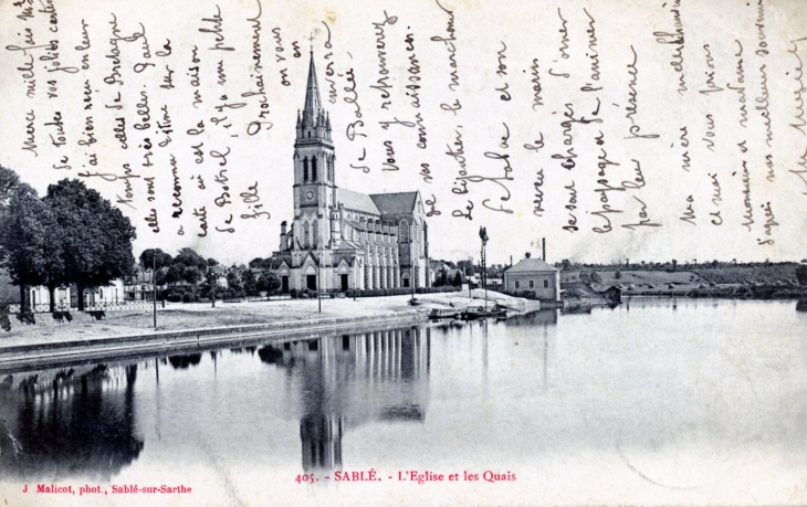 L'église et les Quais, vers 1903 (carte postale ancienne). - Sablé-sur-Sarthe