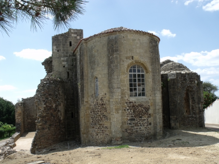 Eglise fortifiée de Brem sur mer - Brem-sur-Mer