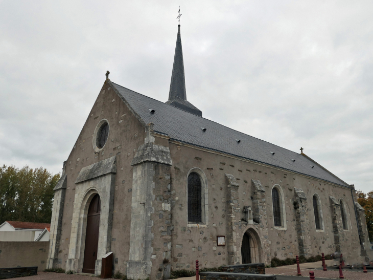 L'église Saint Laurent - Le Fenouiller