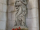 Verge à l'enfant du XIVe siècle en pierre : église Saint Nicolas.