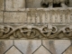 Eglise Saint Nicola : détail de la frise du portail.