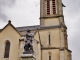 église St Pierre et le Monument-aux-Morts