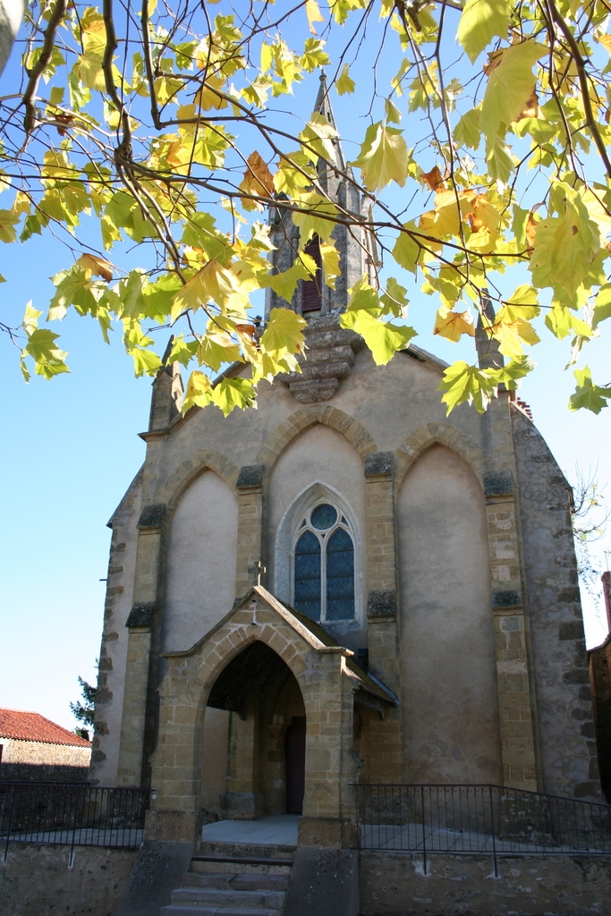 Place de l'église - Saint-Laurent-de-la-Salle