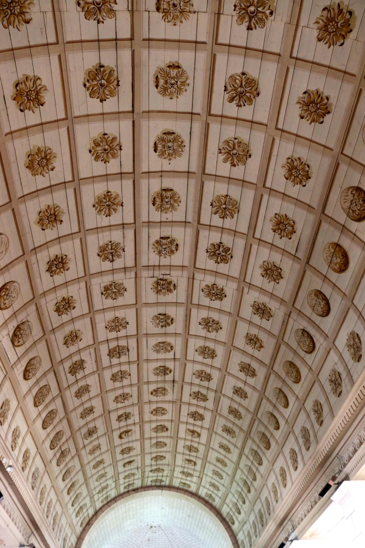 Le plafond de la nef de l'église saint Sigismond. - Saint-Sigismond