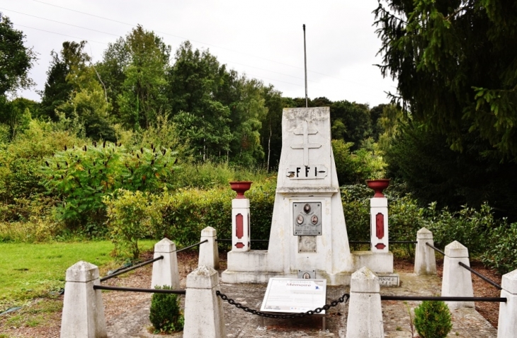 Monument-aux-Morts - Barisis