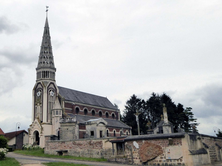 L'église - Clastres