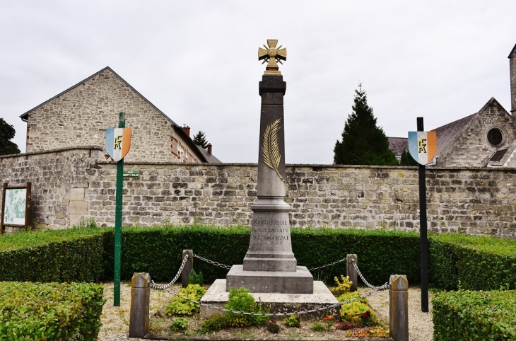 Monument-aux-Morts  - Monampteuil