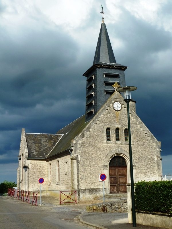 L'église - Neuville-sur-Margival