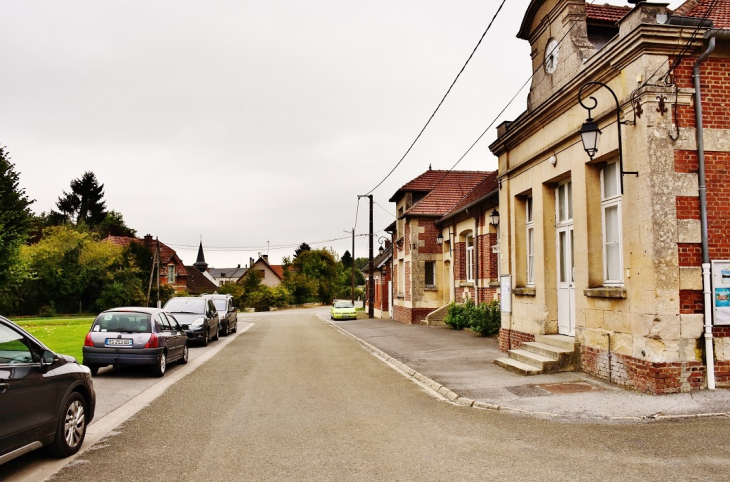 La Commune - Saint-Aubin