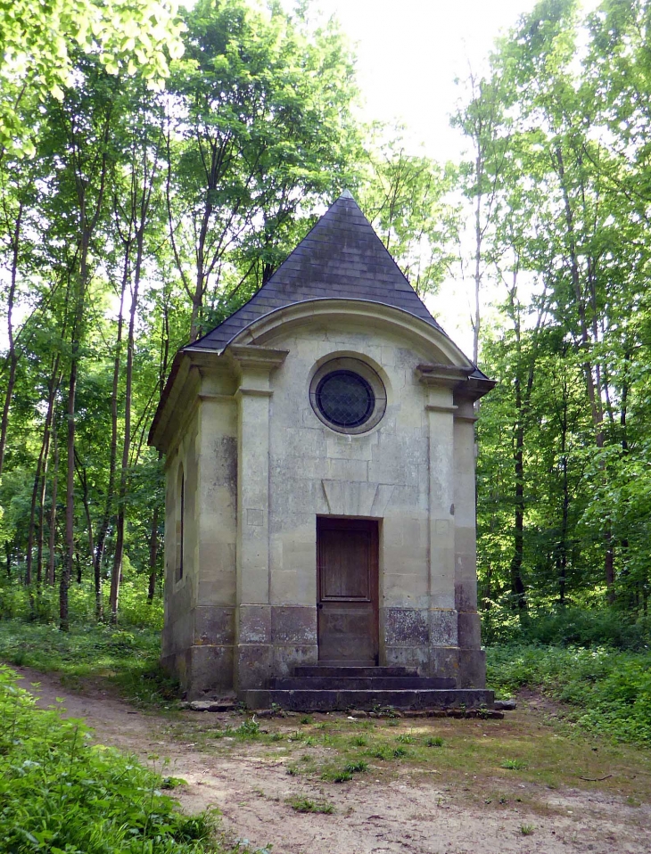 Le parc du domaine : la chapelle - Chantilly