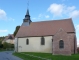 Eglise Saint-Lucien. Plusieurs Seigneurs et Dames de Pouilly ont leur sépulture dans le choeur.