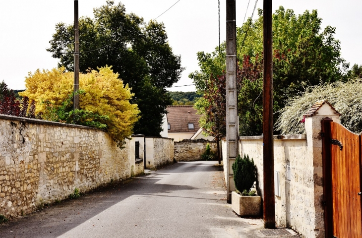 Le Village - Rethondes