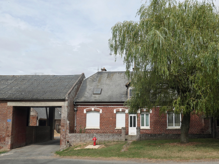 Maison du village - Breuil