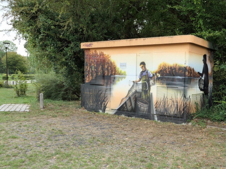 Street art au bord des érangs de la Somme - Éclusier-Vaux