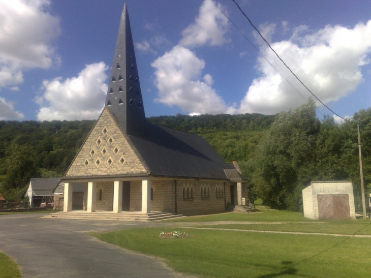Son église - Inval-Boiron