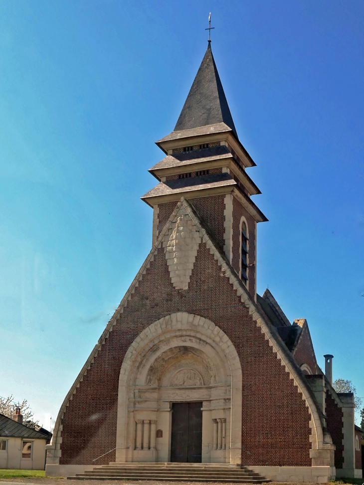 L'église - Mesnil-en-Arrouaise