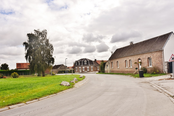 La Commune - Mesnil-en-Arrouaise