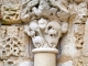 Détail : chapiteau du portail de l'église Notre Dame.