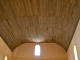 Eglise Notre Dame - Le plafond en forme de coque de bateau renversé en bois.