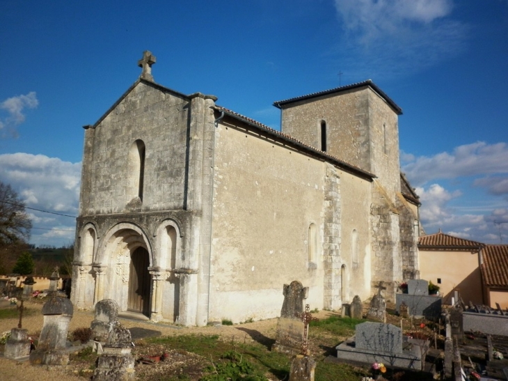 L'église Saint Symphorien XIIème. - Chatenet
