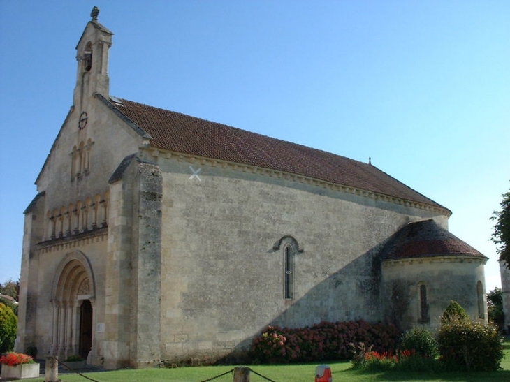 Eglise de Saint Seurin d'Uzet - Chenac-Saint-Seurin-d'Uzet