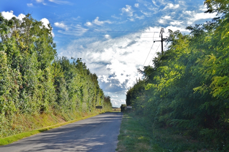 Saint-Julien commune de Montroy