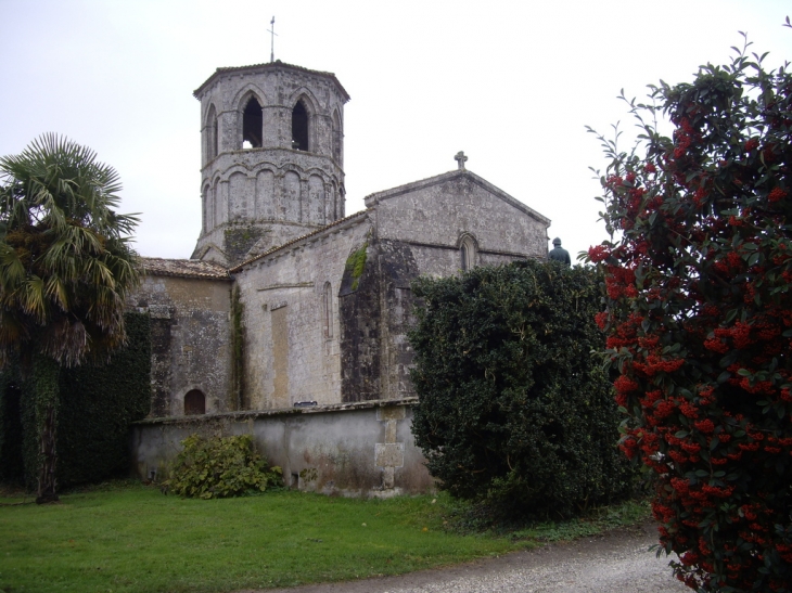 Eglise St Christophe 12/14ème. - Rouffignac