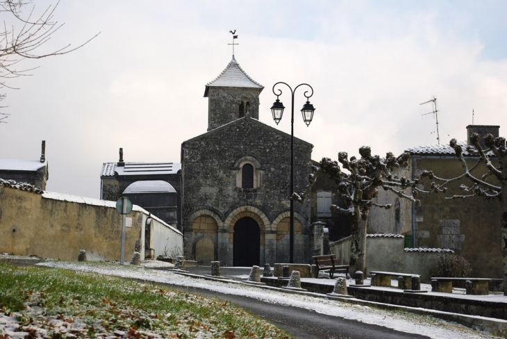 Facade sous la neige - Saint-Bris-des-Bois