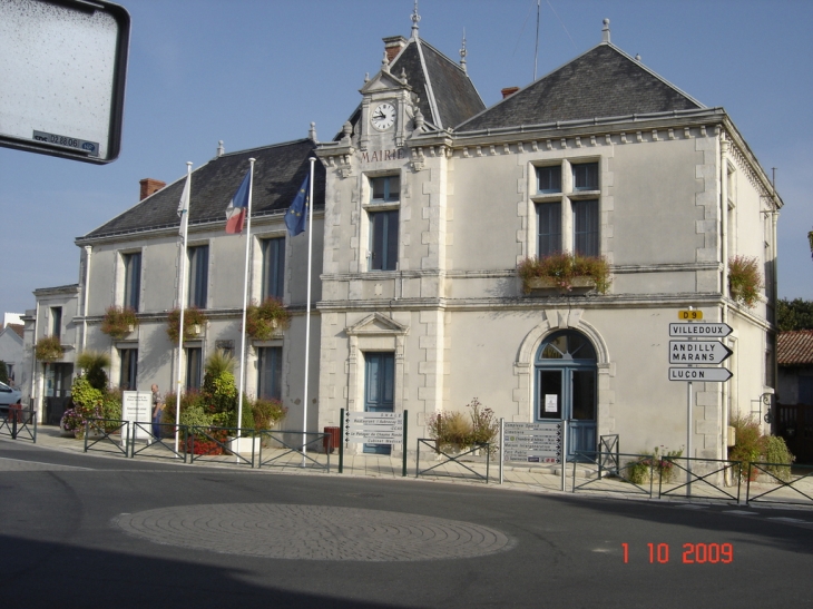 Mairie de st xandre - Saint-Xandre