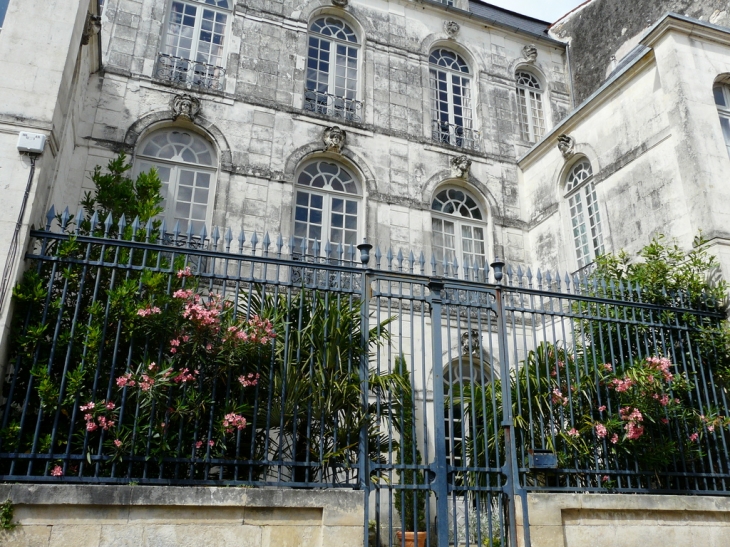 Belle demeure Saintaise - Saintes