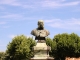 Photo suivante de Montbron Statue ( Détail )