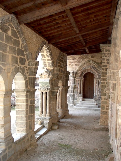 L'ancien cloître - Saint-Amant-de-Boixe