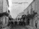 Photo suivante de Saint-Amant-de-Boixe Une rue, vers 1912 (carte postale ancienne).
