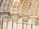 Photo suivante de Saint-Amant-de-Boixe Chapiteaux et variations géométriques aux voussures du portail de l'église abbatiale.