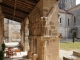 Photo suivante de Saint-Amant-de-Boixe Vue sur le cloître.