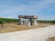Photo précédente de Saint-Fort-sur-le-Né dolmen 