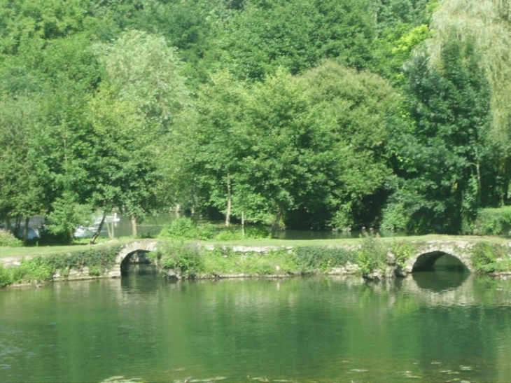 Pont de Ricou  - Azay-le-Brûlé