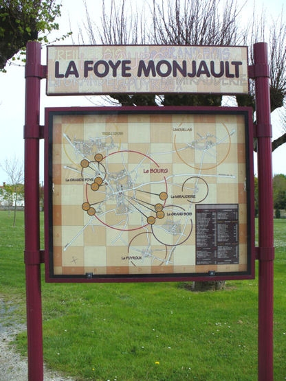 Panneau touristique - La Foye-Monjault