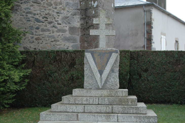 Monument au Morts de la guerre 1939/40 - Moncoutant