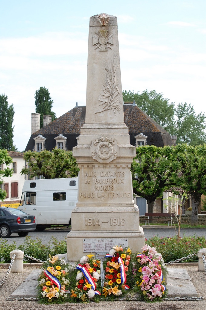 Monuments aux Morts pour la France - Pamproux