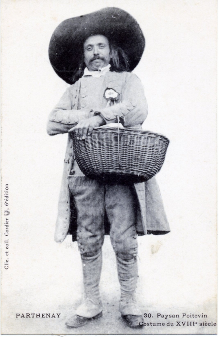 Paysan Poitevin - Costume du XVIIIe siècle, vers 1905 (carte postale ancienne). - Parthenay
