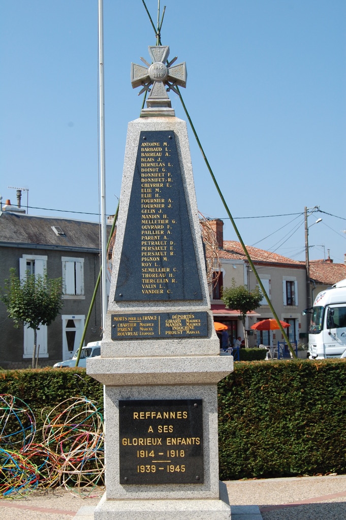 Monument aux Morts pour la France - Reffannes