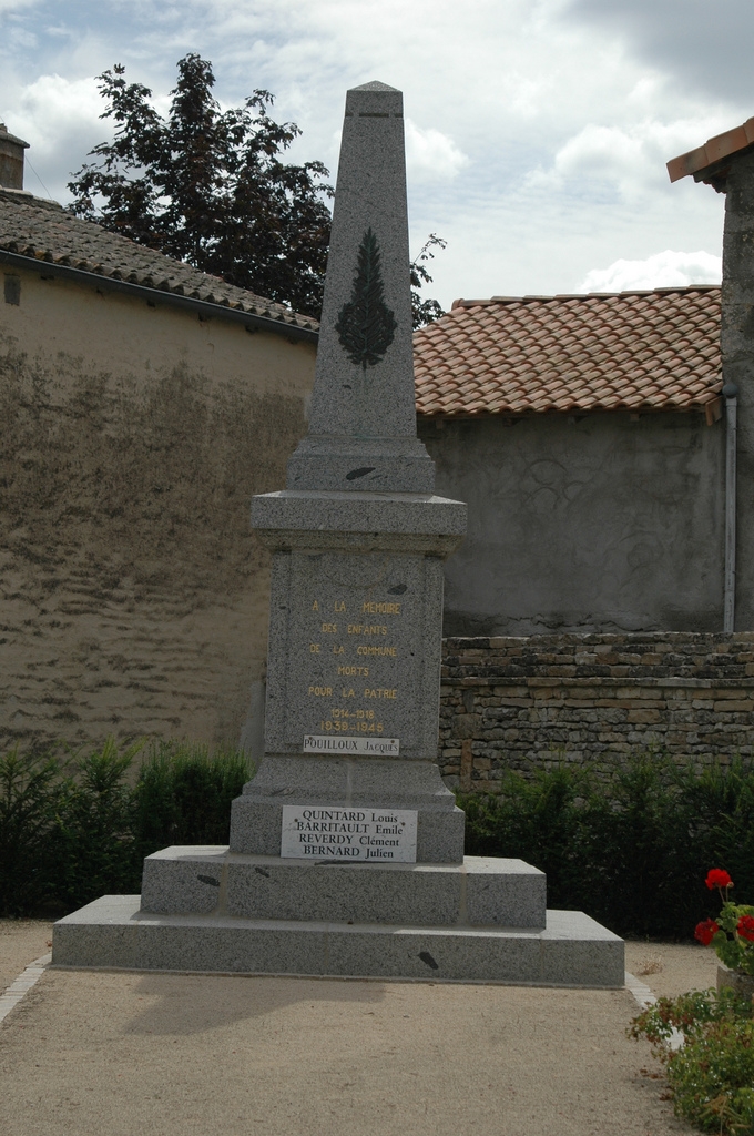 Le monuments aux Morts pour la France - Rom